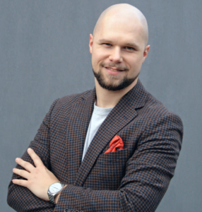 Primespeakers - Agencja Mówców | Jak wyróżnić się firmowym podcastem w zalewie treści audio? Słuchowiska w komunikacji biznesowej