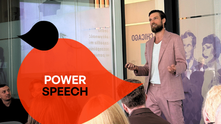power speech w firmie jak inspirujace wystapienie wspiera transformacje zespolu