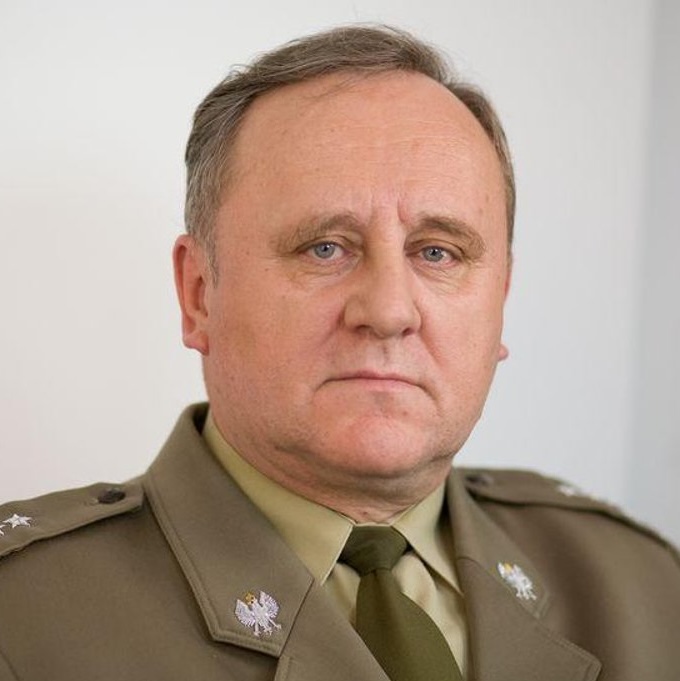 general pacek