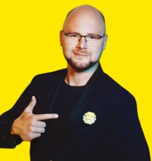 Kamil Bolek ekspert influencer marketingu i YouTube mówca biznesowy